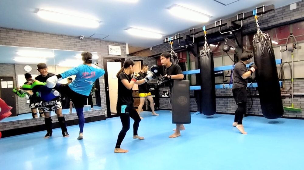 トライエクスキックボクシングトレーニングジム